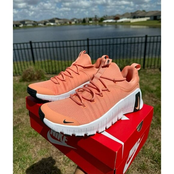 SIZE MEN’S NIKE LUNAR FREE METCON 6 FJ7127-800 APRICOT AGATE / WHITE